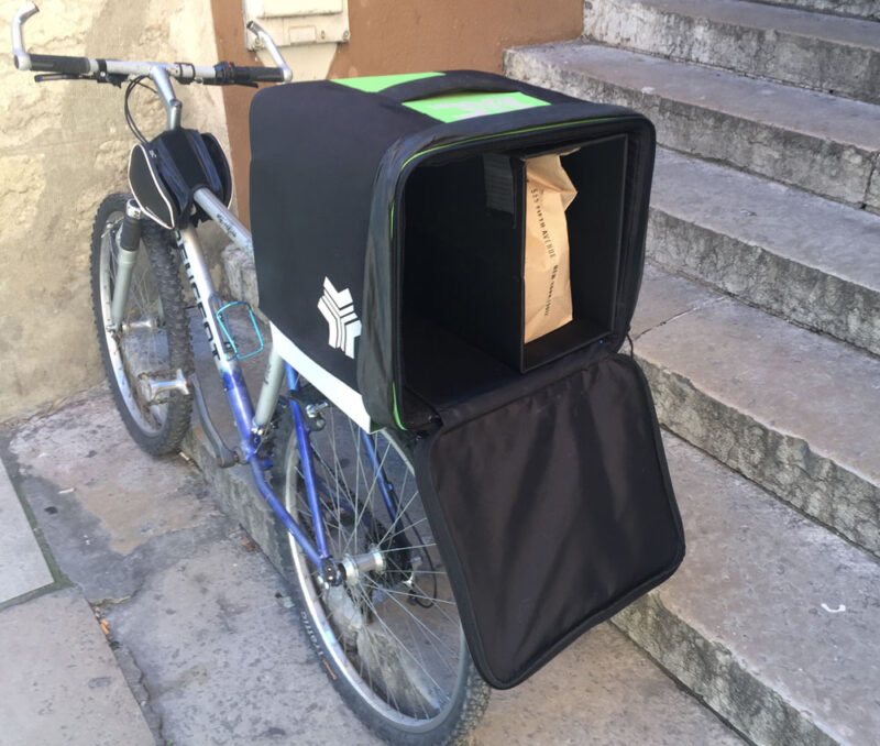 ProdelBags Miles Agility delivery box for bicycle couriers. Insulated delivery bag 39 liters